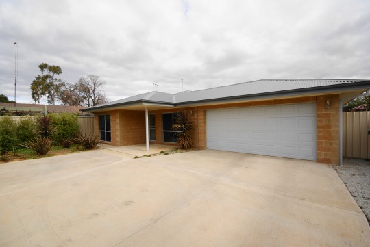Property in Deniliquin - Leased