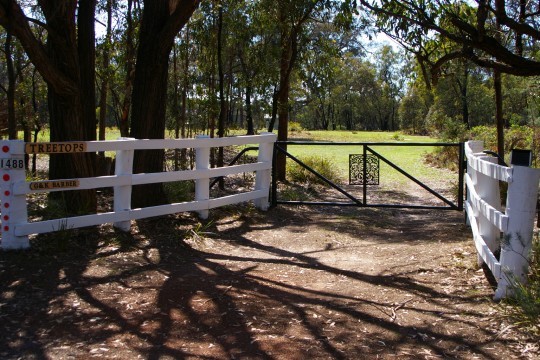 Property in Canyonleigh - Sold