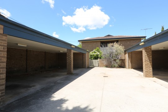 Property in North Albury - Leased