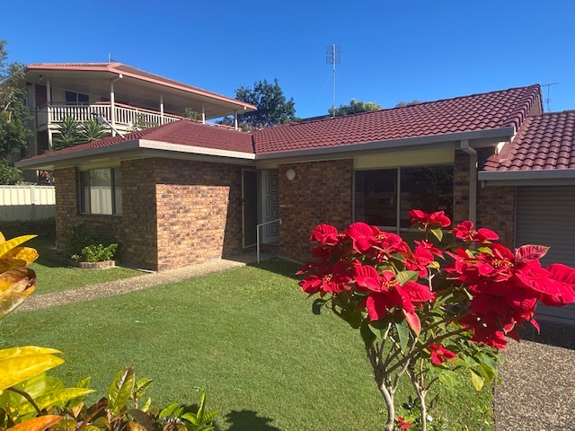 Property Leased in Moffat Beach