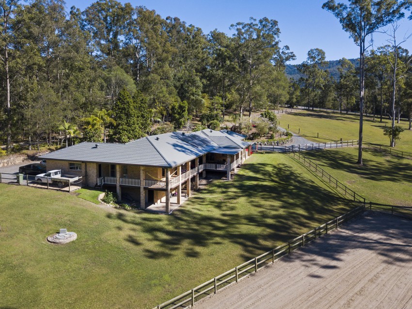 17 Whittings Road Guanaba Tony Judd Real Estate Paradise Point