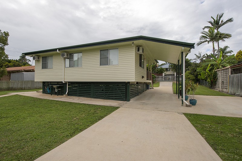Real Estate in West Gladstone