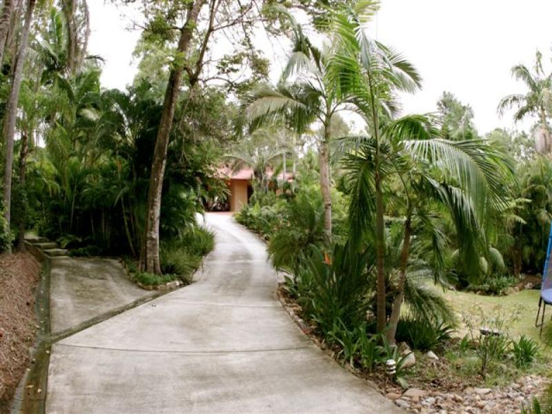 Real Estate in Gaven