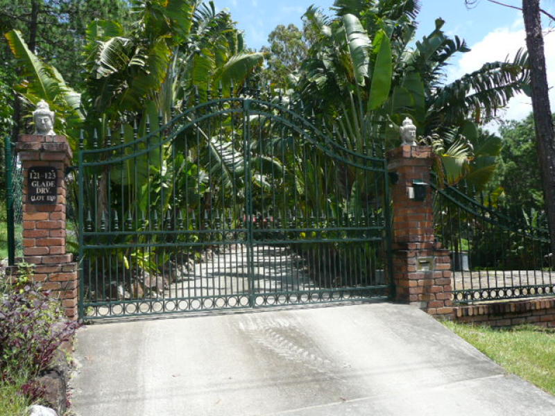 Real Estate in Gaven