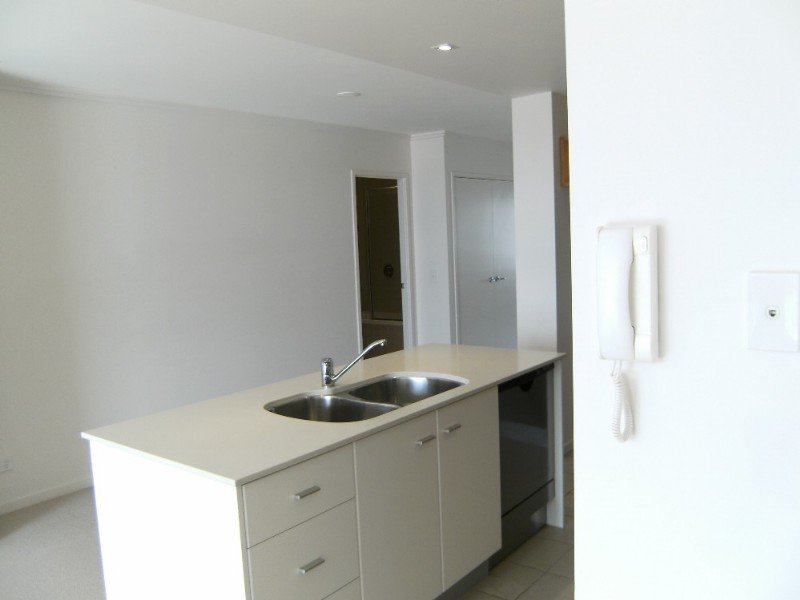 Real Estate in Robina