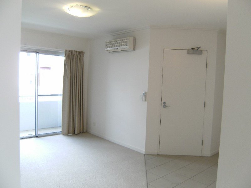 Real Estate in Robina