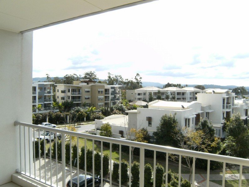 Real Estate in Robina