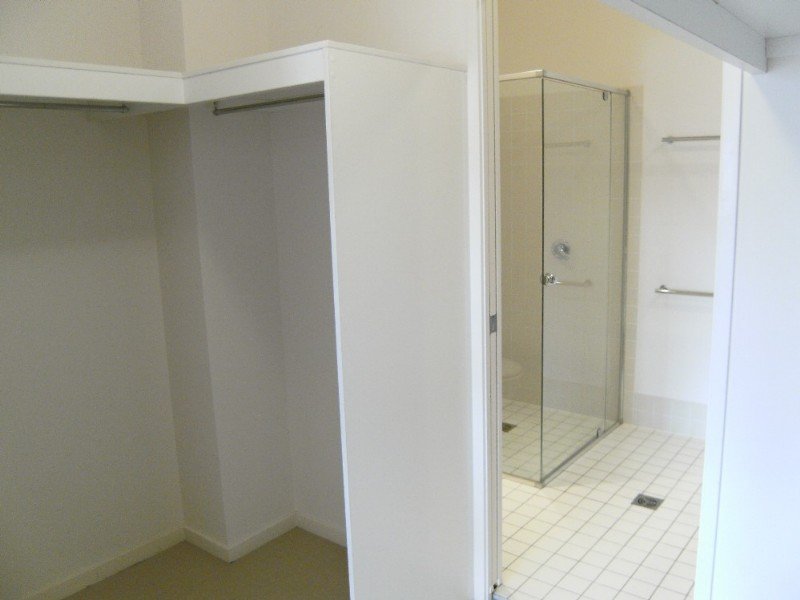 Real Estate in Robina