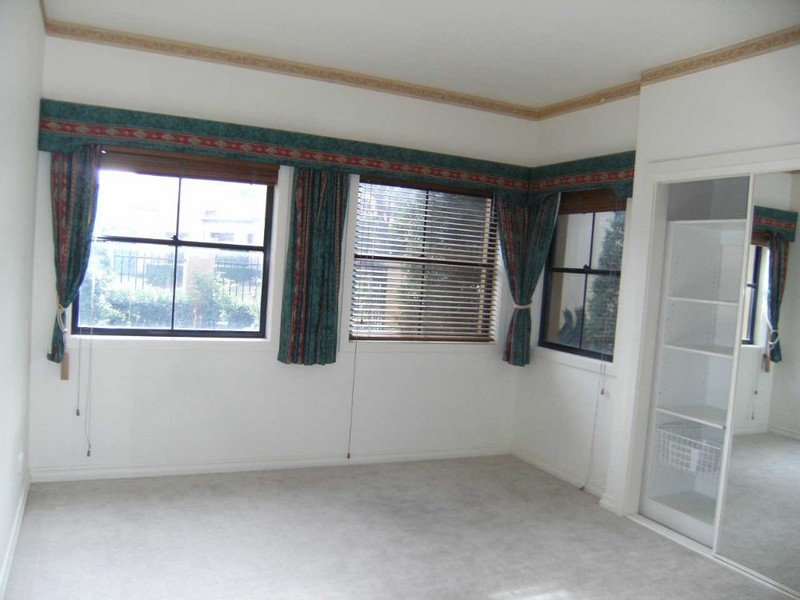 Real Estate in Hope Island