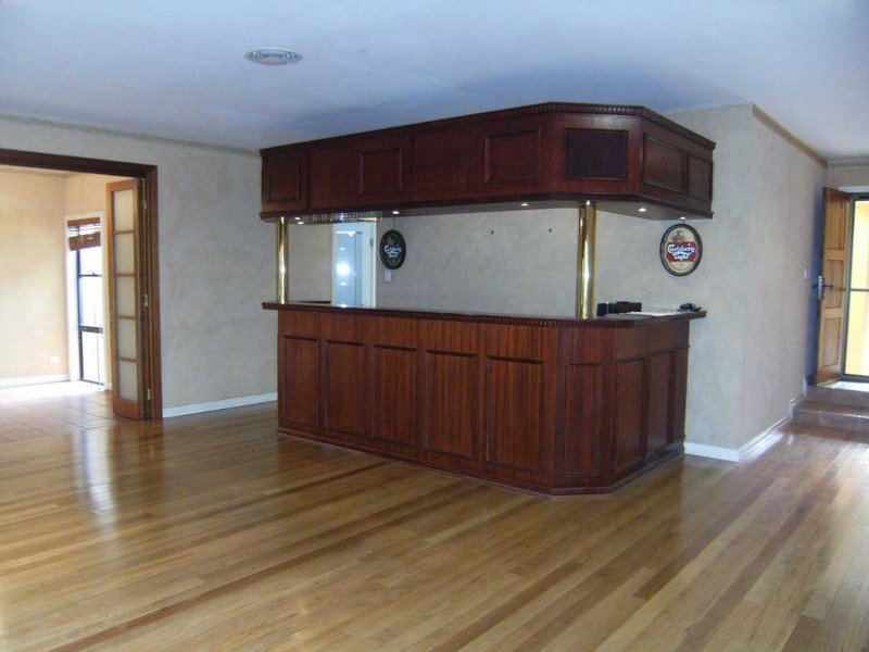 Real Estate in Hope Island
