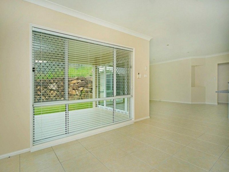 Real Estate in Maudsland