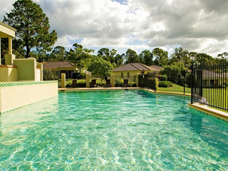 Real Estate in Coombabah