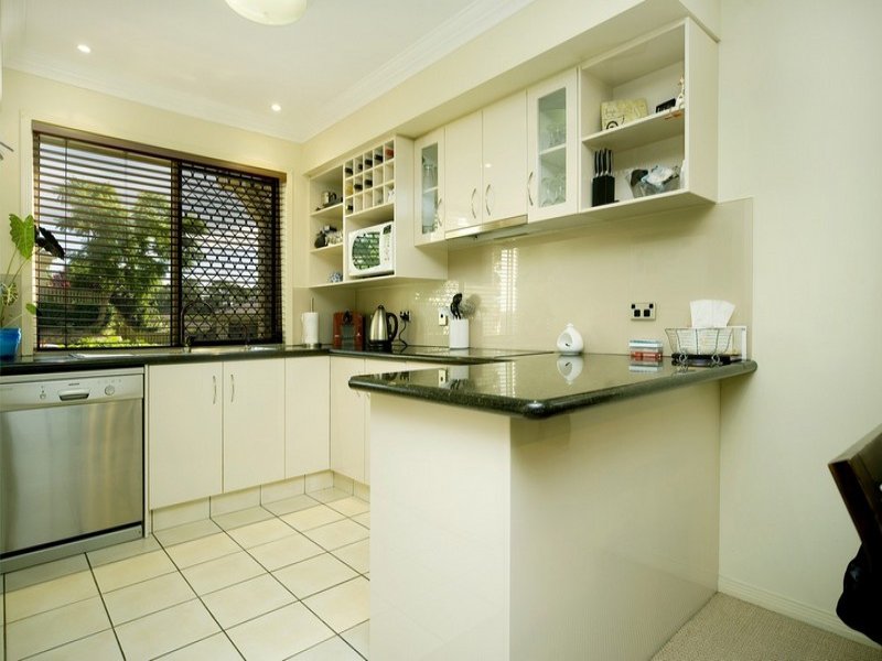 Real Estate in Coombabah