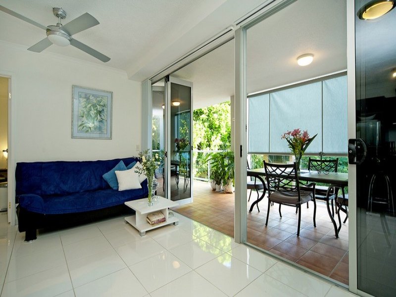 Real Estate in Biggera Waters