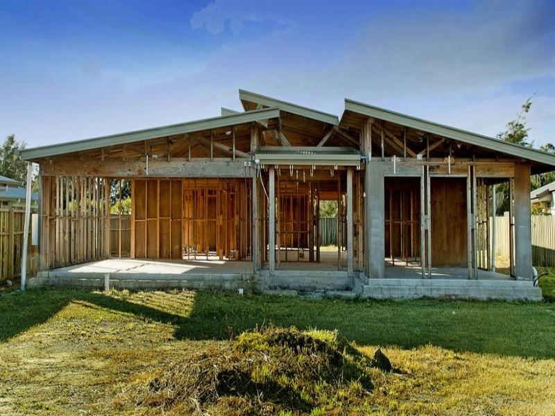 Real Estate in Helensvale