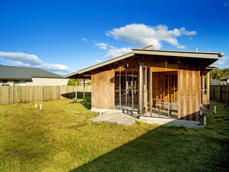 Real Estate in Helensvale