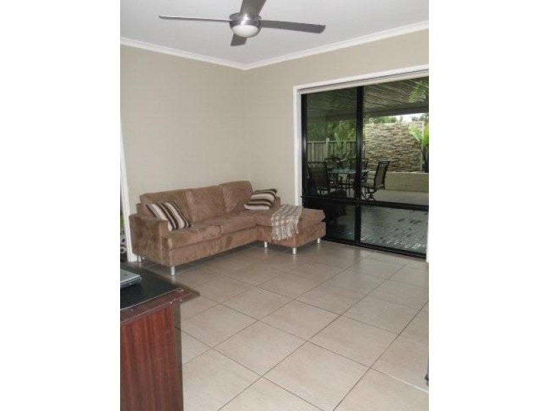 Real Estate in Helensvale