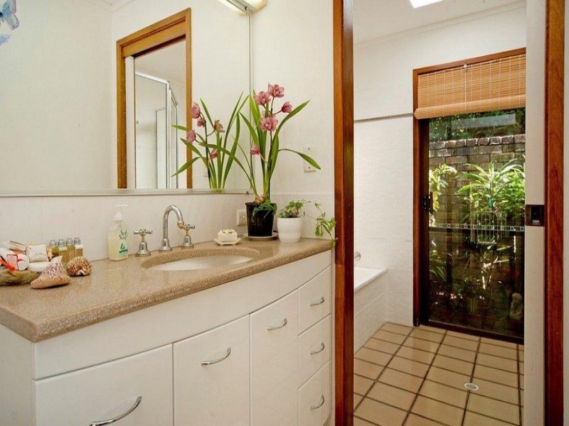Real Estate in Helensvale