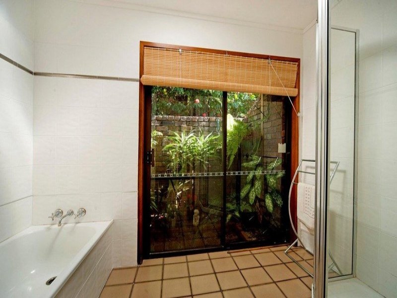 Real Estate in Helensvale
