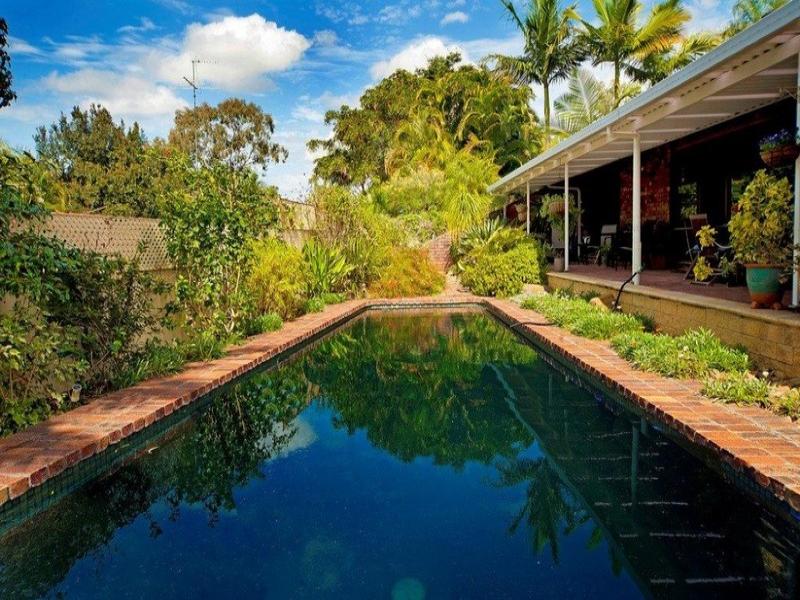 Real Estate in Helensvale