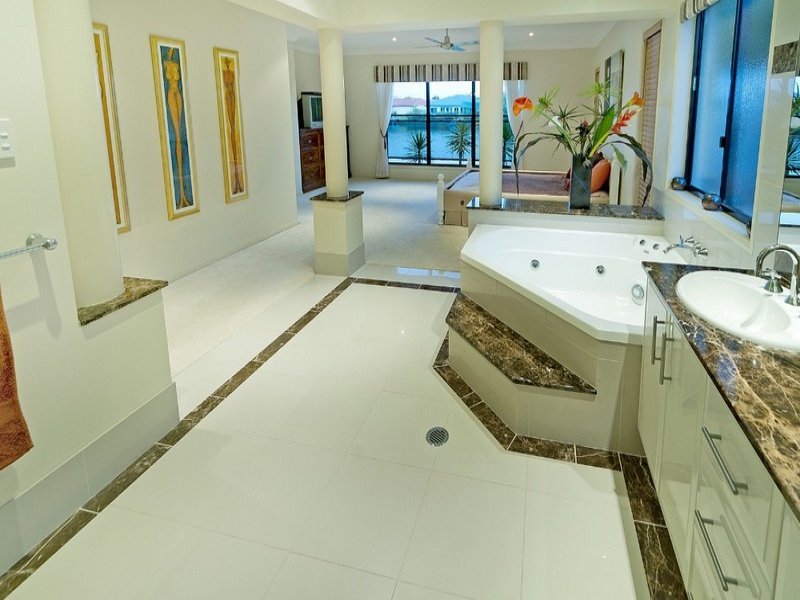 Real Estate in Monterey Keys