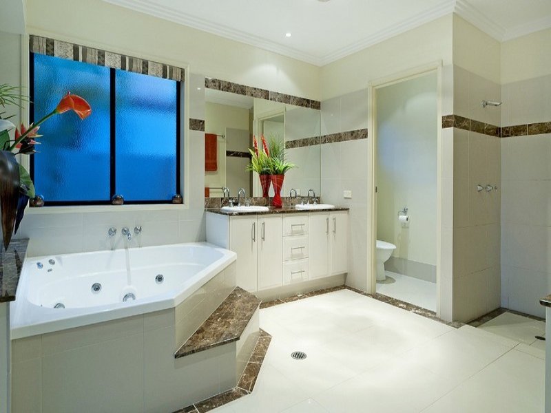 Real Estate in Monterey Keys