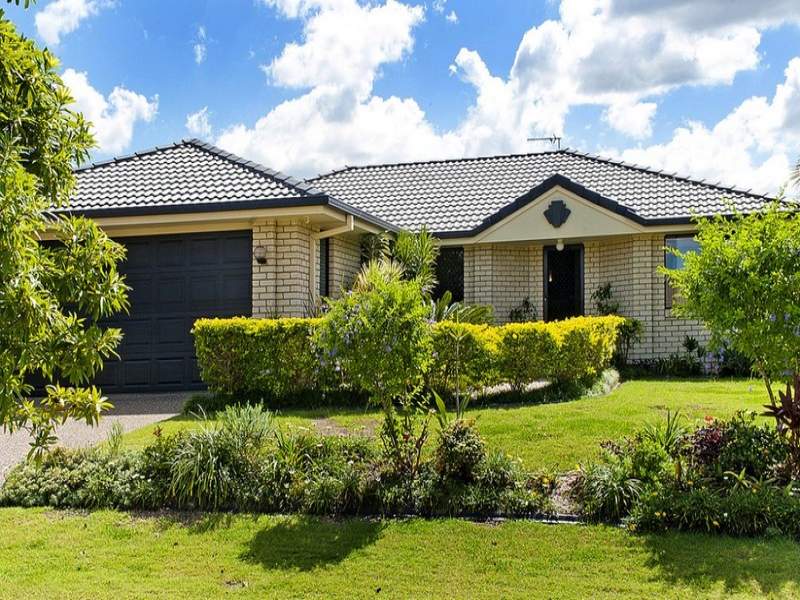 Real Estate in Pacific Pines
