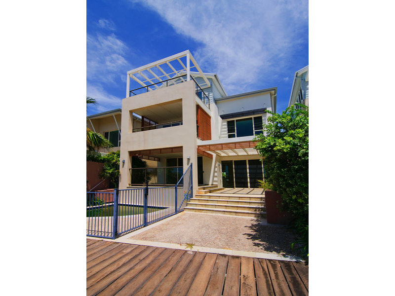 Property Sold in Coomera Waters