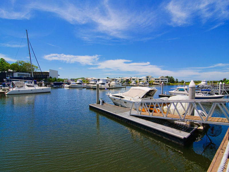 Real Estate in Coomera Waters