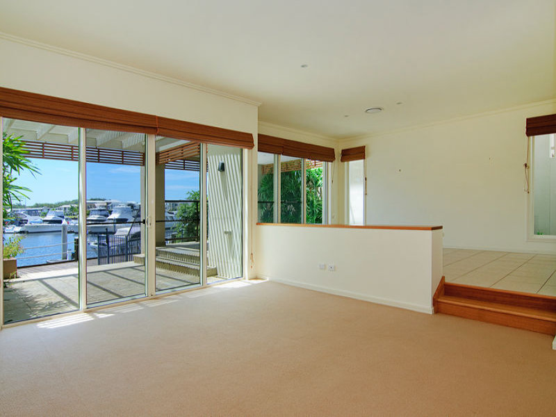 Real Estate in Coomera Waters
