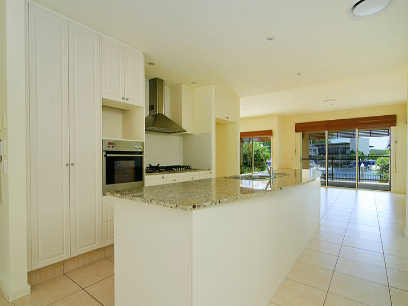 Real Estate in Coomera Waters