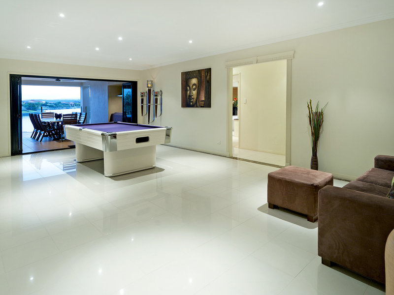 Real Estate in Helensvale