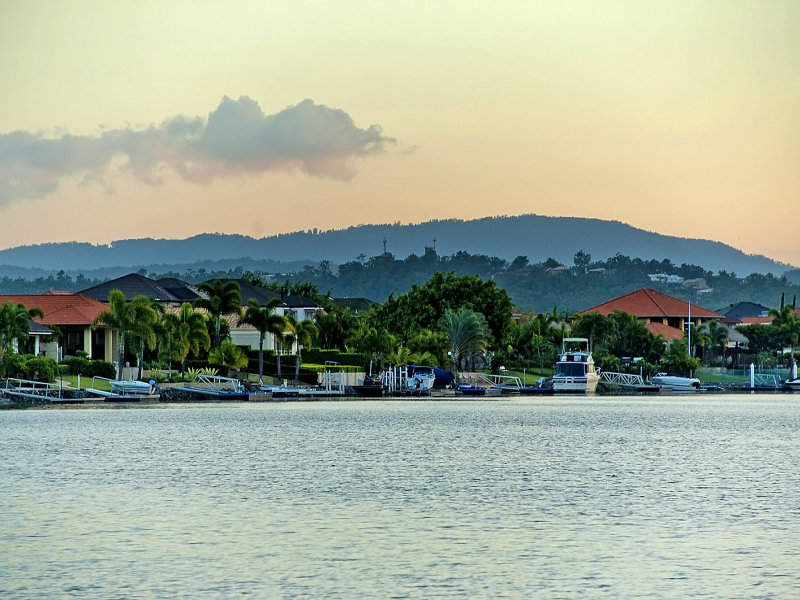 Real Estate in Helensvale