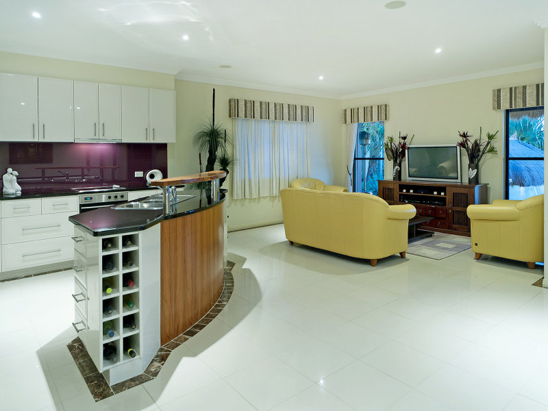 Real Estate in Helensvale