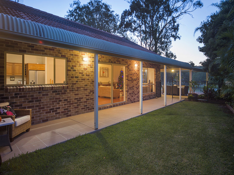 Real Estate in Helensvale