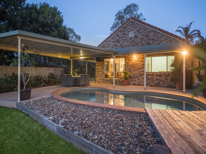 Real Estate in Helensvale