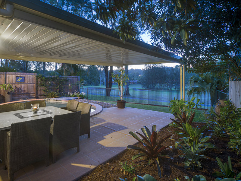 Real Estate in Helensvale