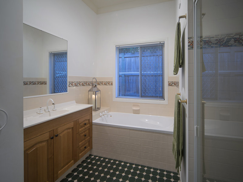 Real Estate in Helensvale