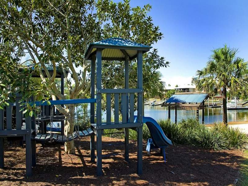 Real Estate in Coomera Waters