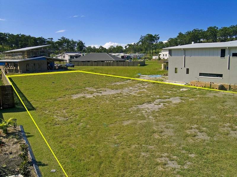 Real Estate in Coomera Waters