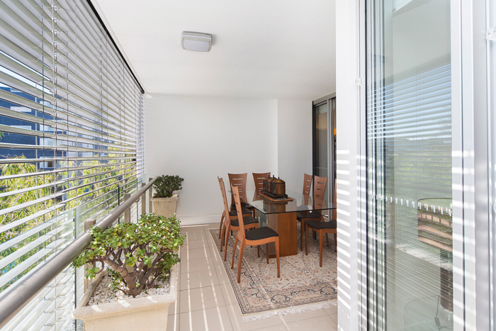 Real Estate in West End