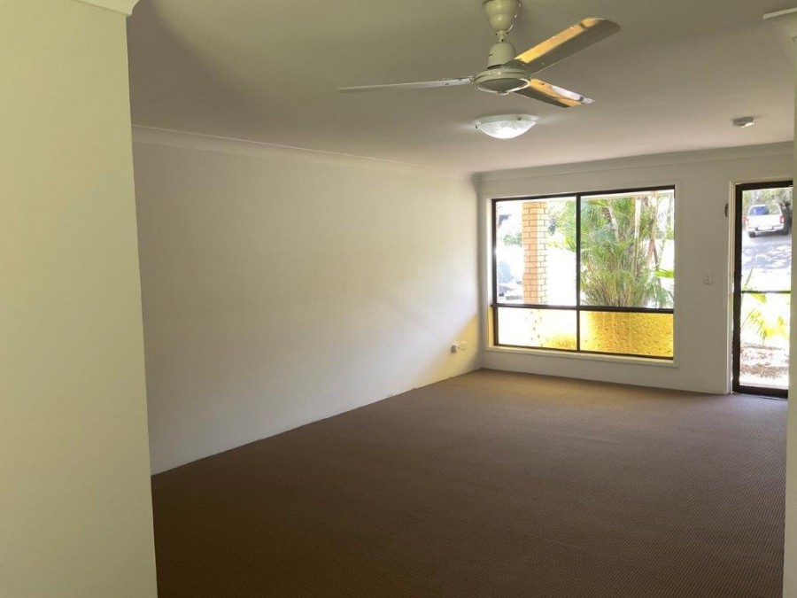 Ashmore Properties For Rent