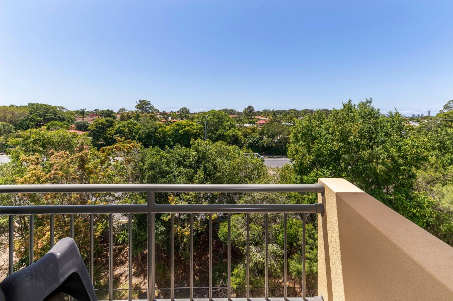 Real Estate in Robina