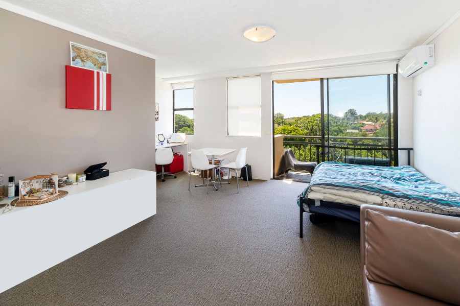 Real Estate in Robina