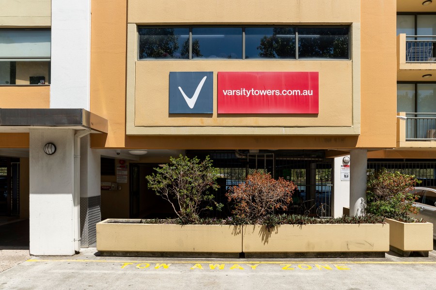 Real Estate in Robina