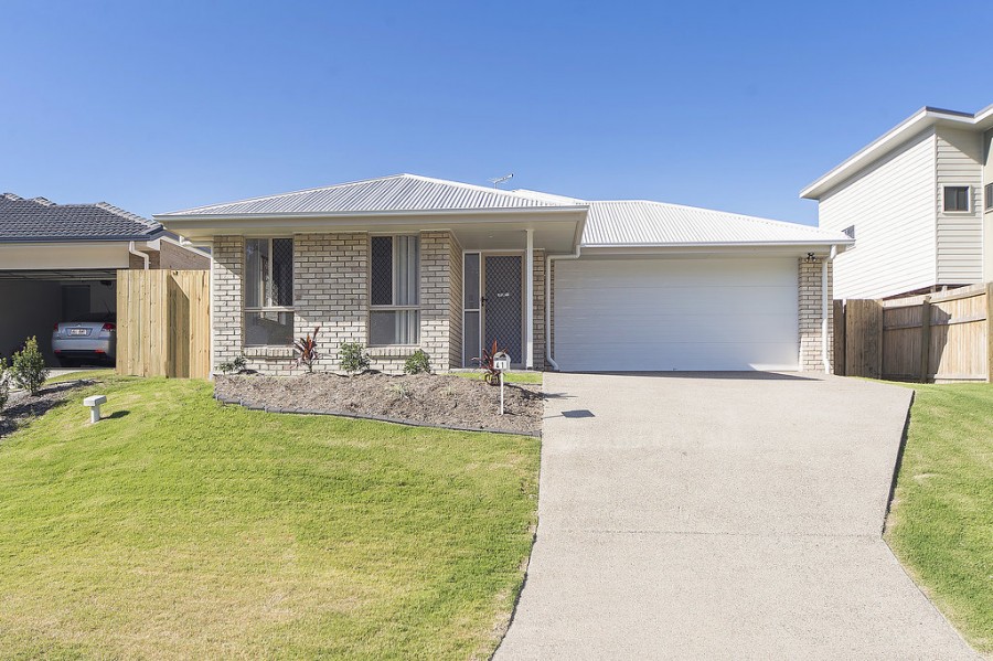 Pimpama real estate Leased