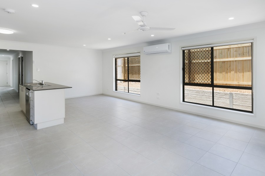 Open for inspection in Holmview