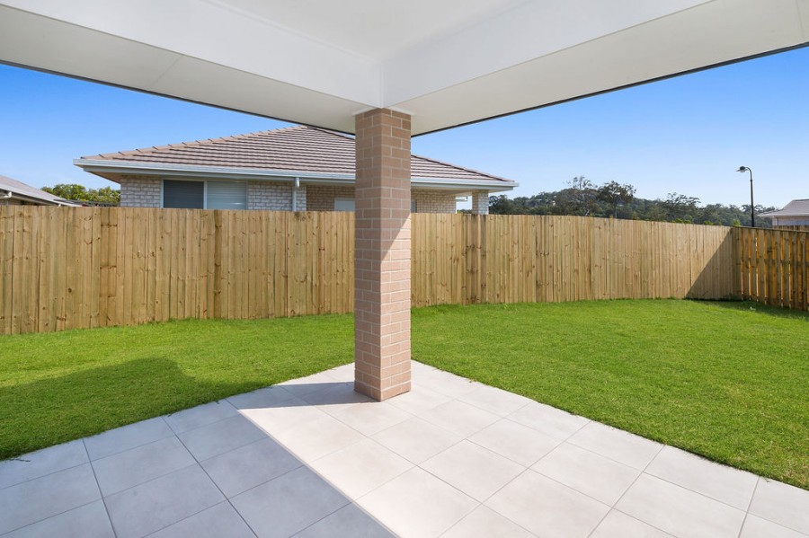 Pimpama real estate Leased
