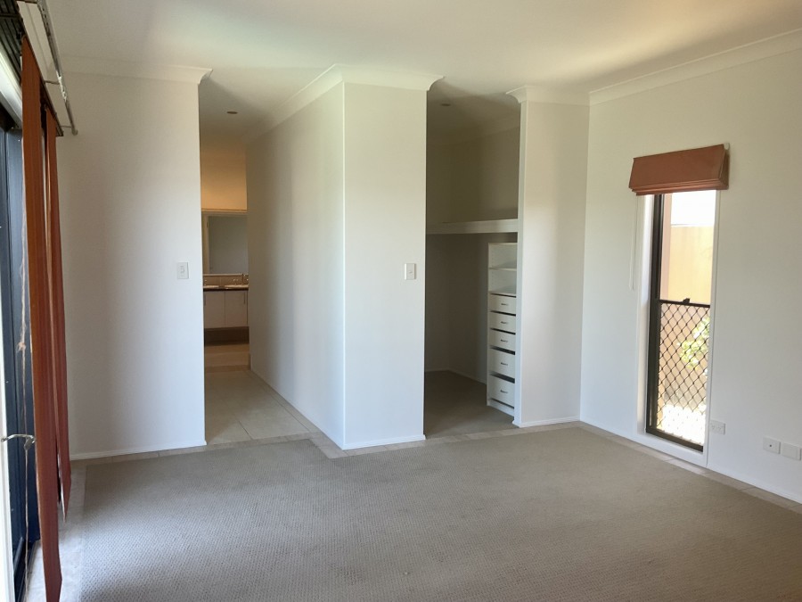 Open for inspection in Benowa