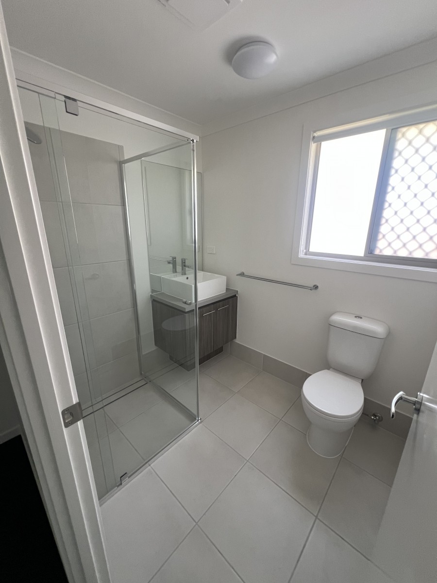 North Ipswich real estate For Rent